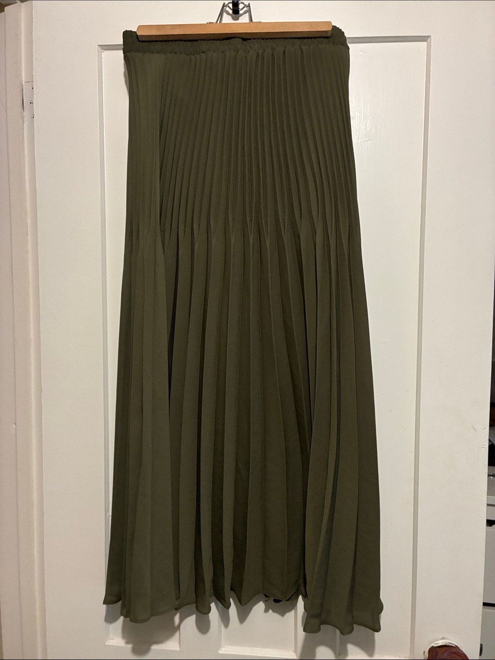 Max Studio Olive Pleated Maxi Skirt